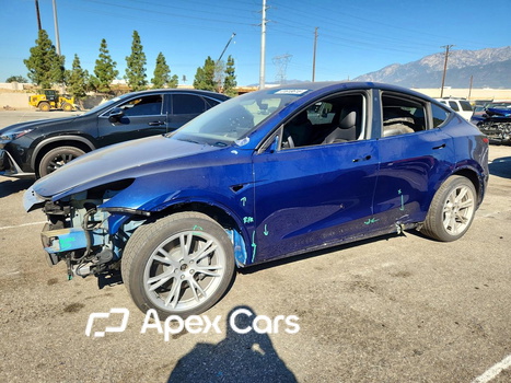 Tesla Model Y 2022 - Image 1 of 14