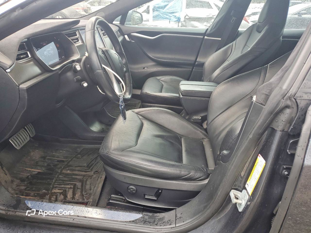 Tesla Model S 2015