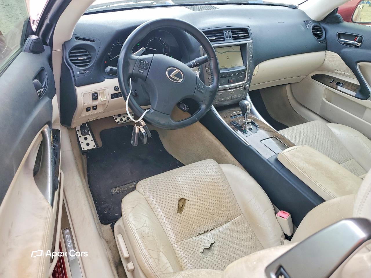 Lexus IS 2010