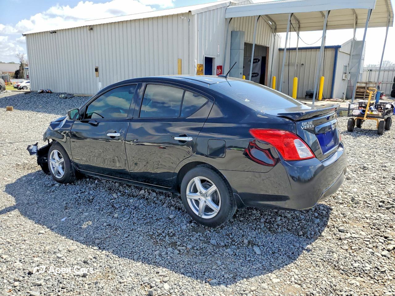 Nissan Versa 2018