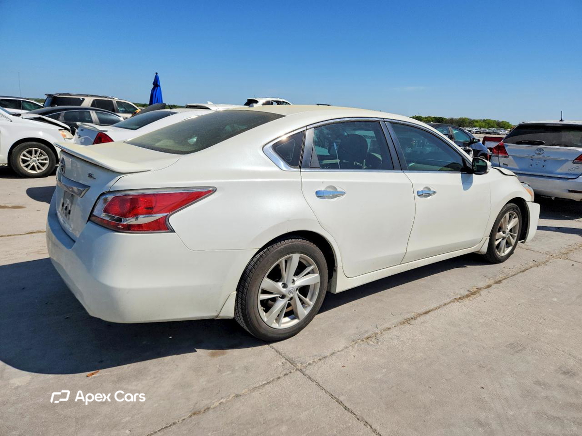 Nissan Altima 2015