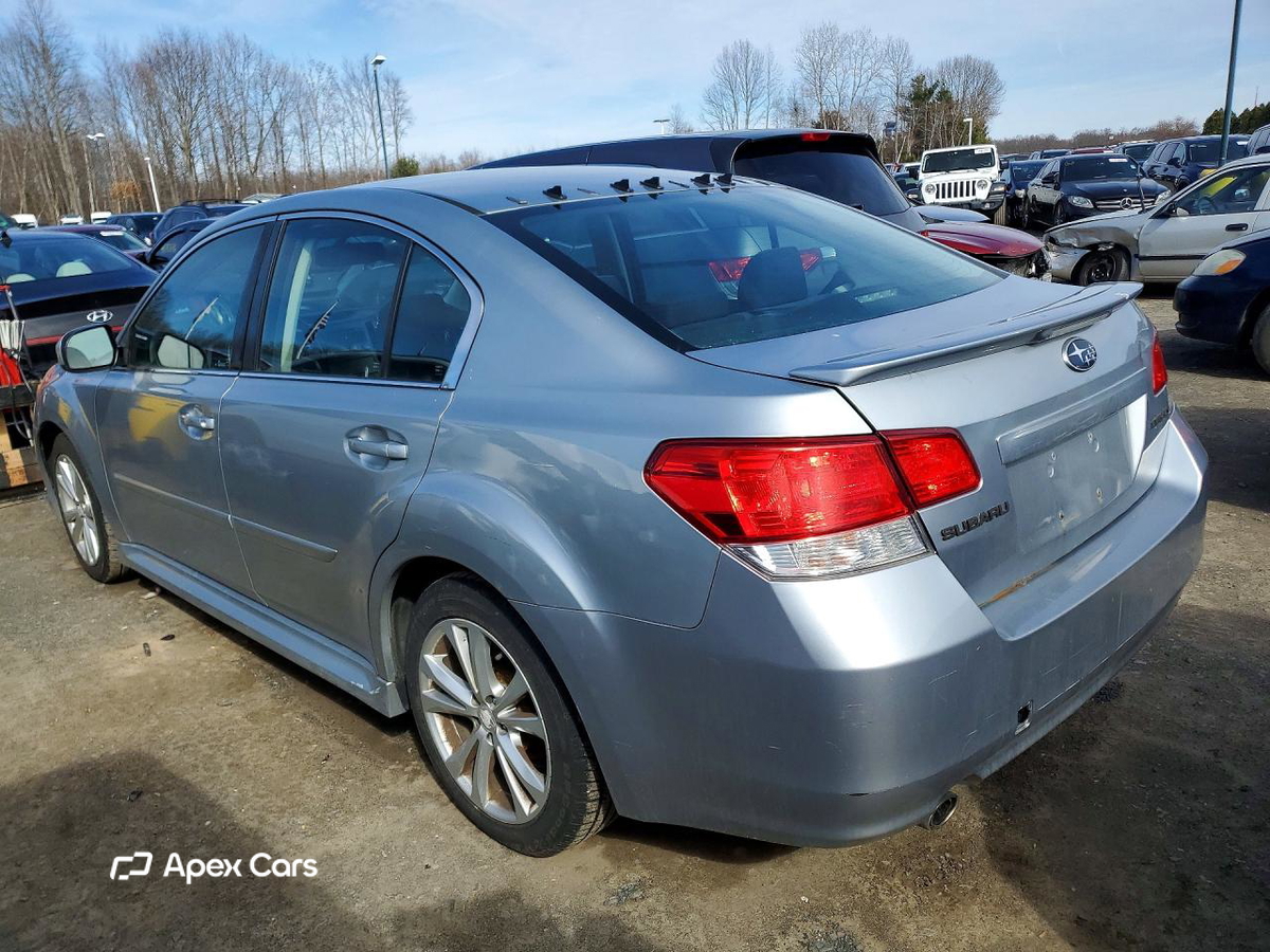 Subaru Legacy 2013