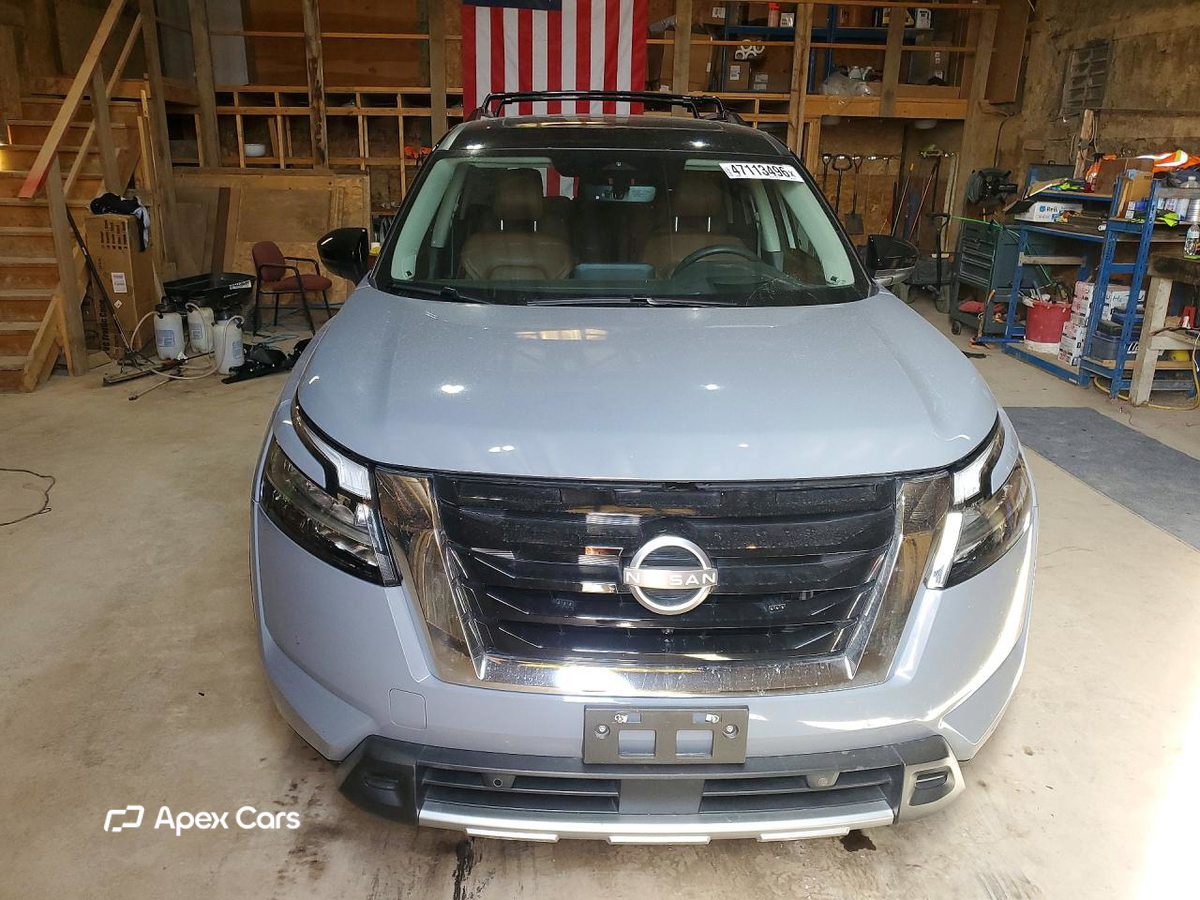 Nissan Pathfinder 2024