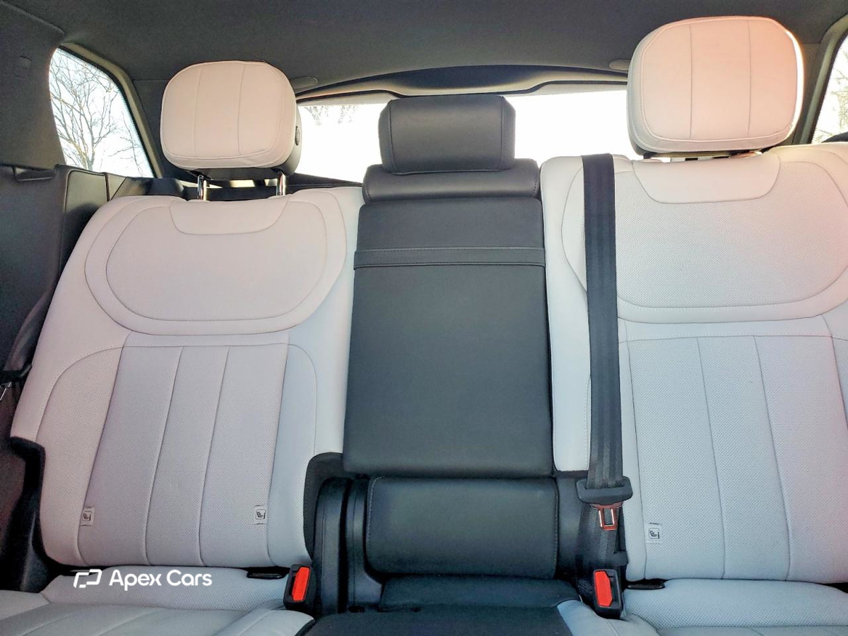 Land Rover Range Rover 2025