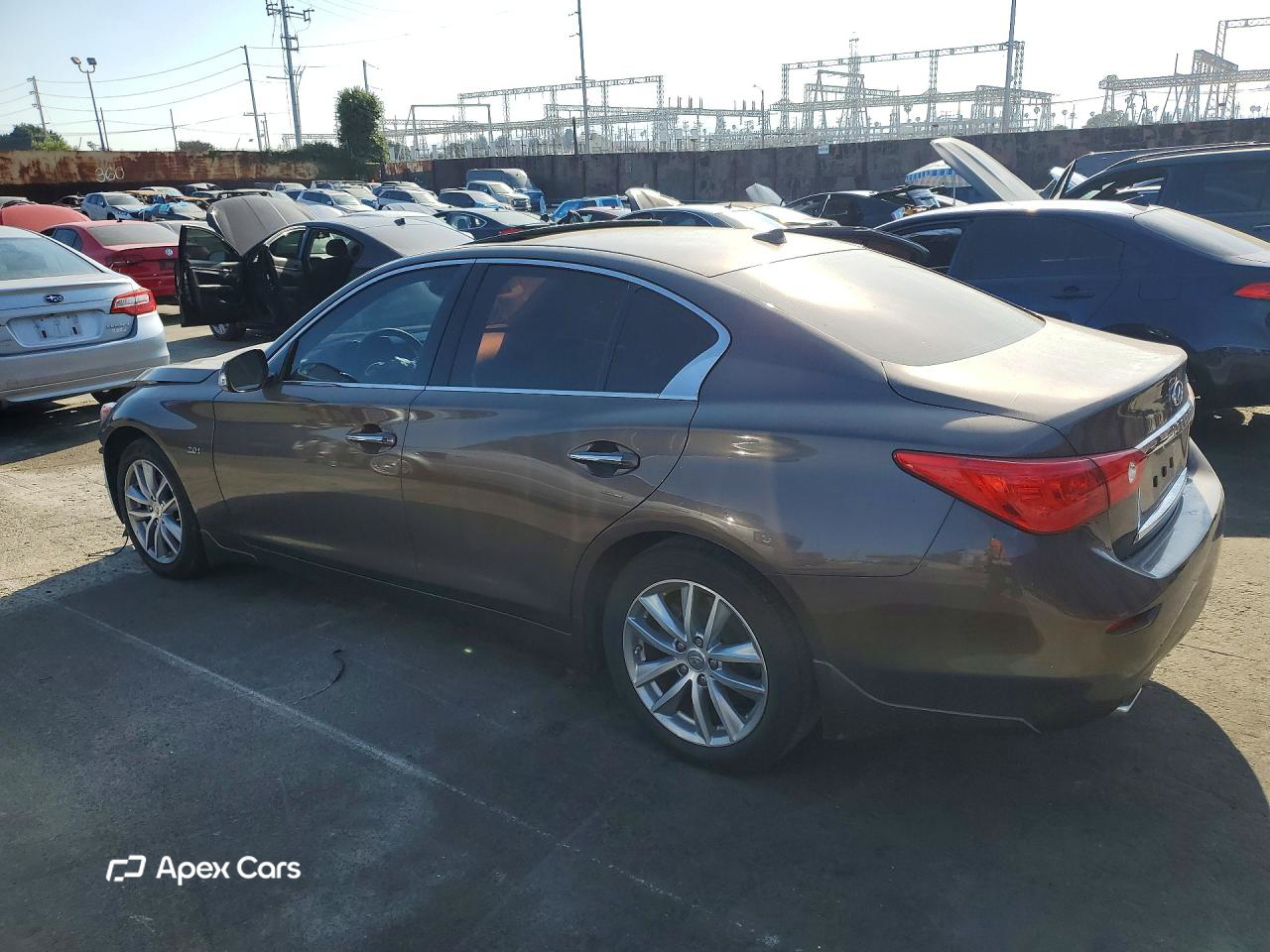Infiniti Q50 2016
