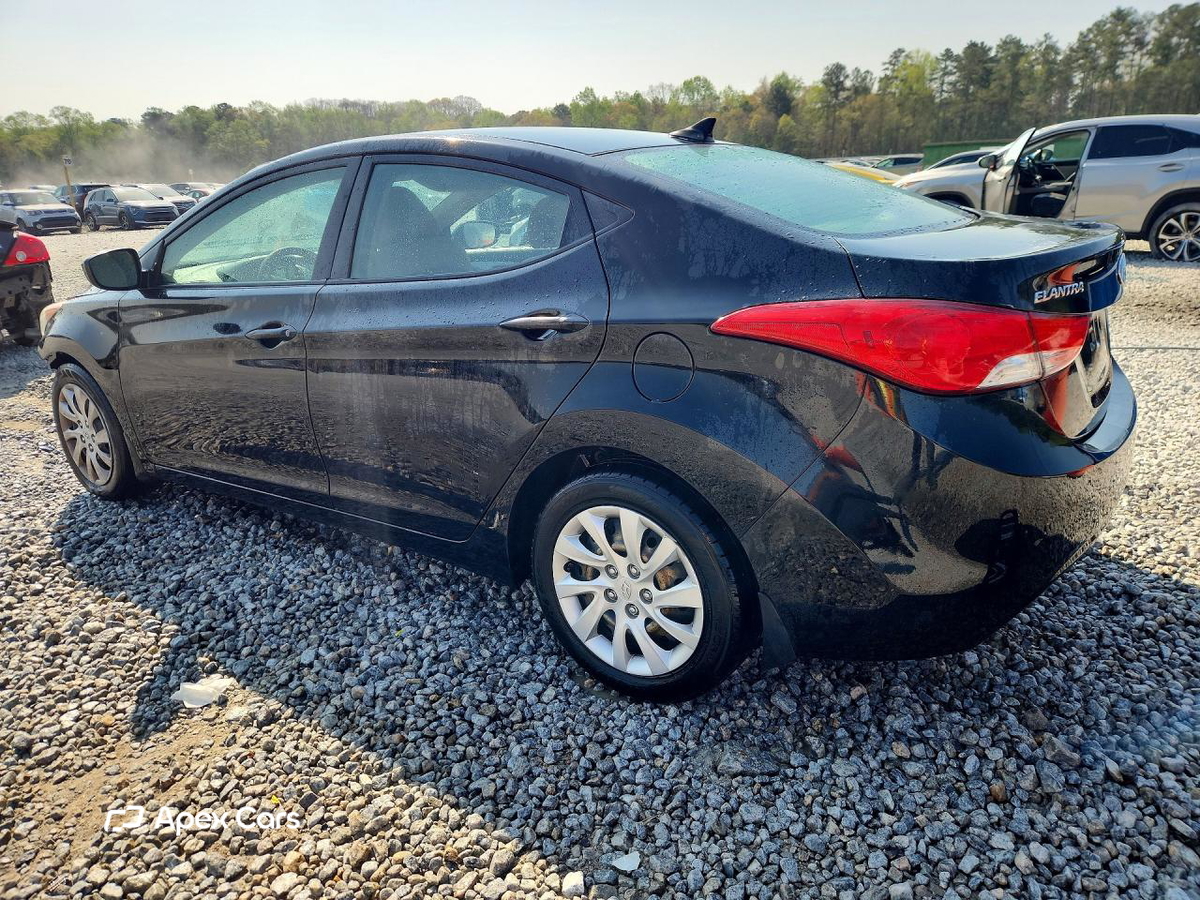 Hyundai Elantra 2013