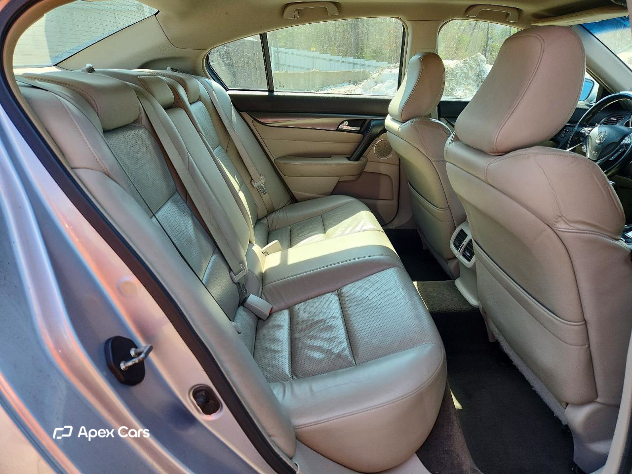 Acura TL 2012
