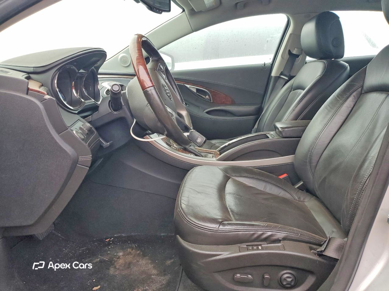 Buick LaCrosse 2011