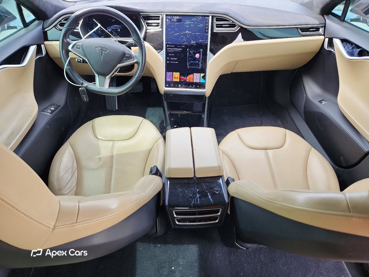 Tesla Model S 2015