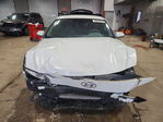 Hyundai Elantra 2021