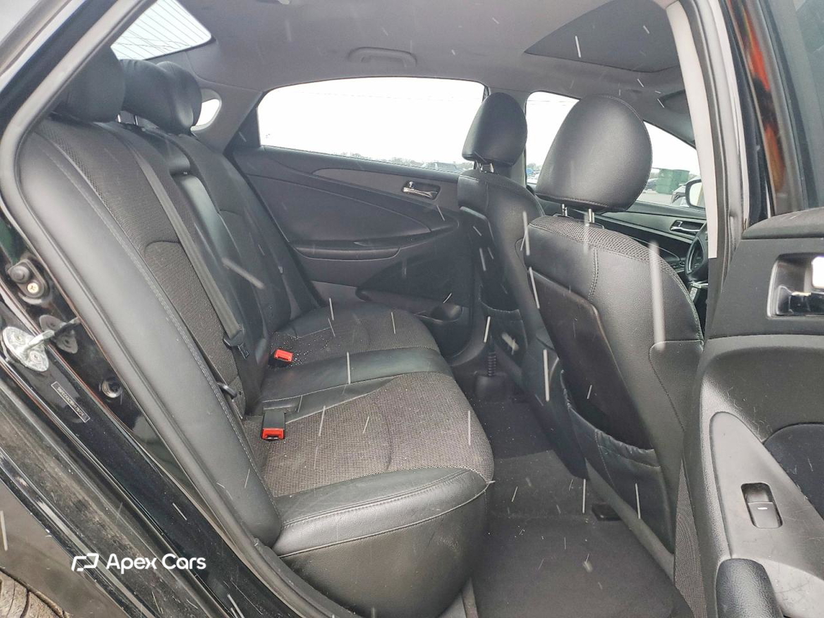 Hyundai Sonata 2011