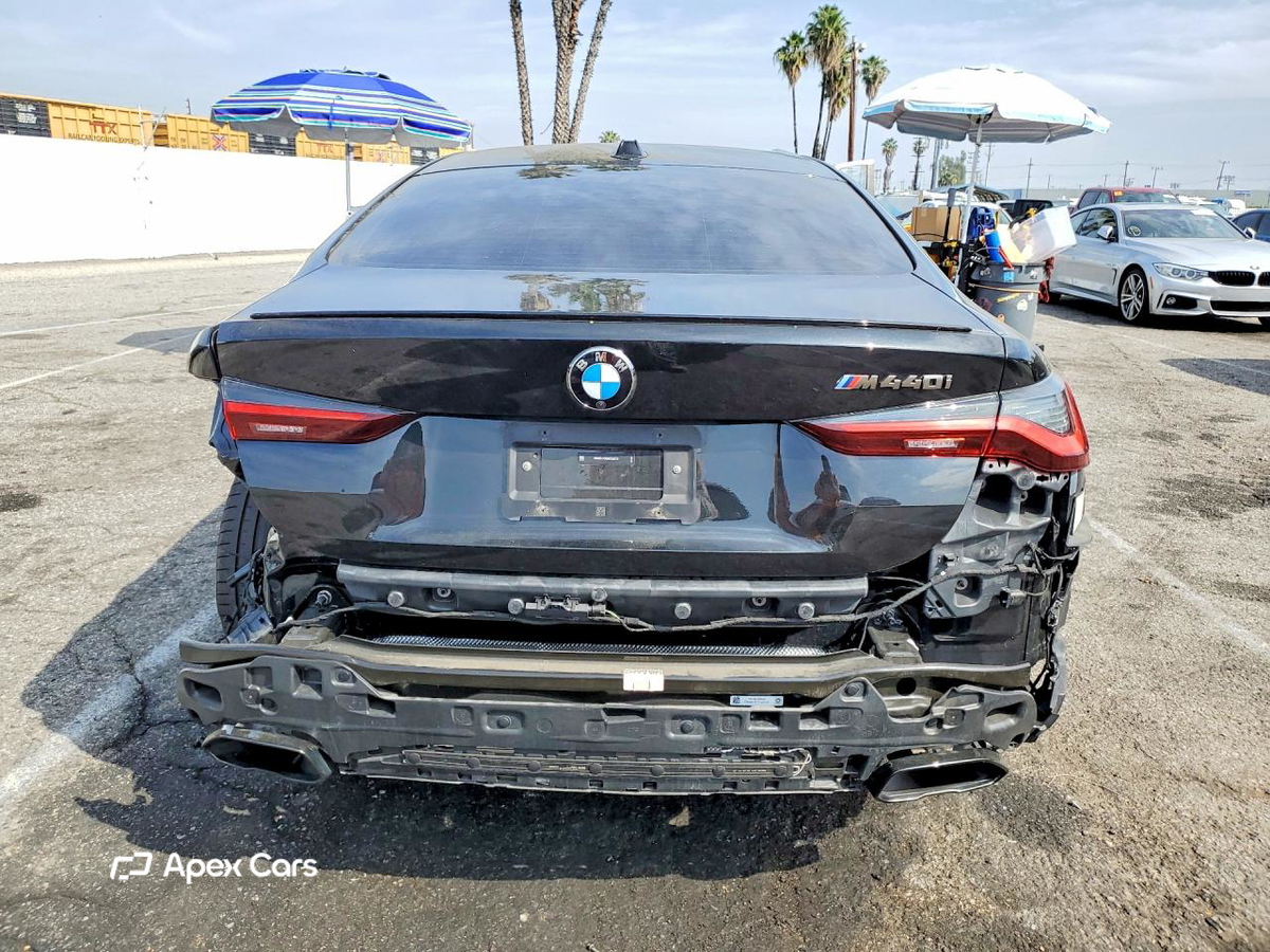 BMW M4 2024