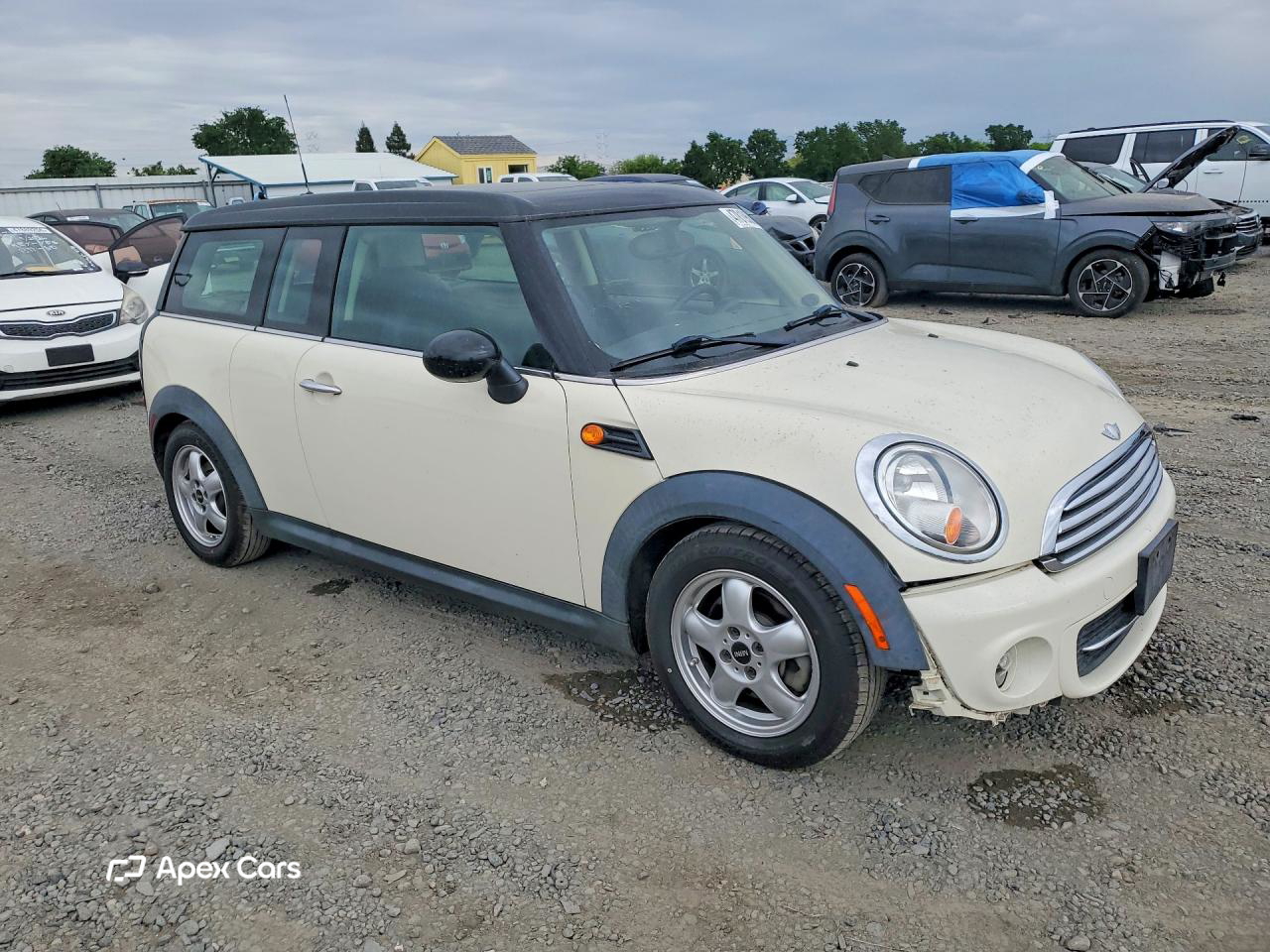MINI Cooper 2011