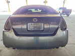 Nissan Maxima 2005