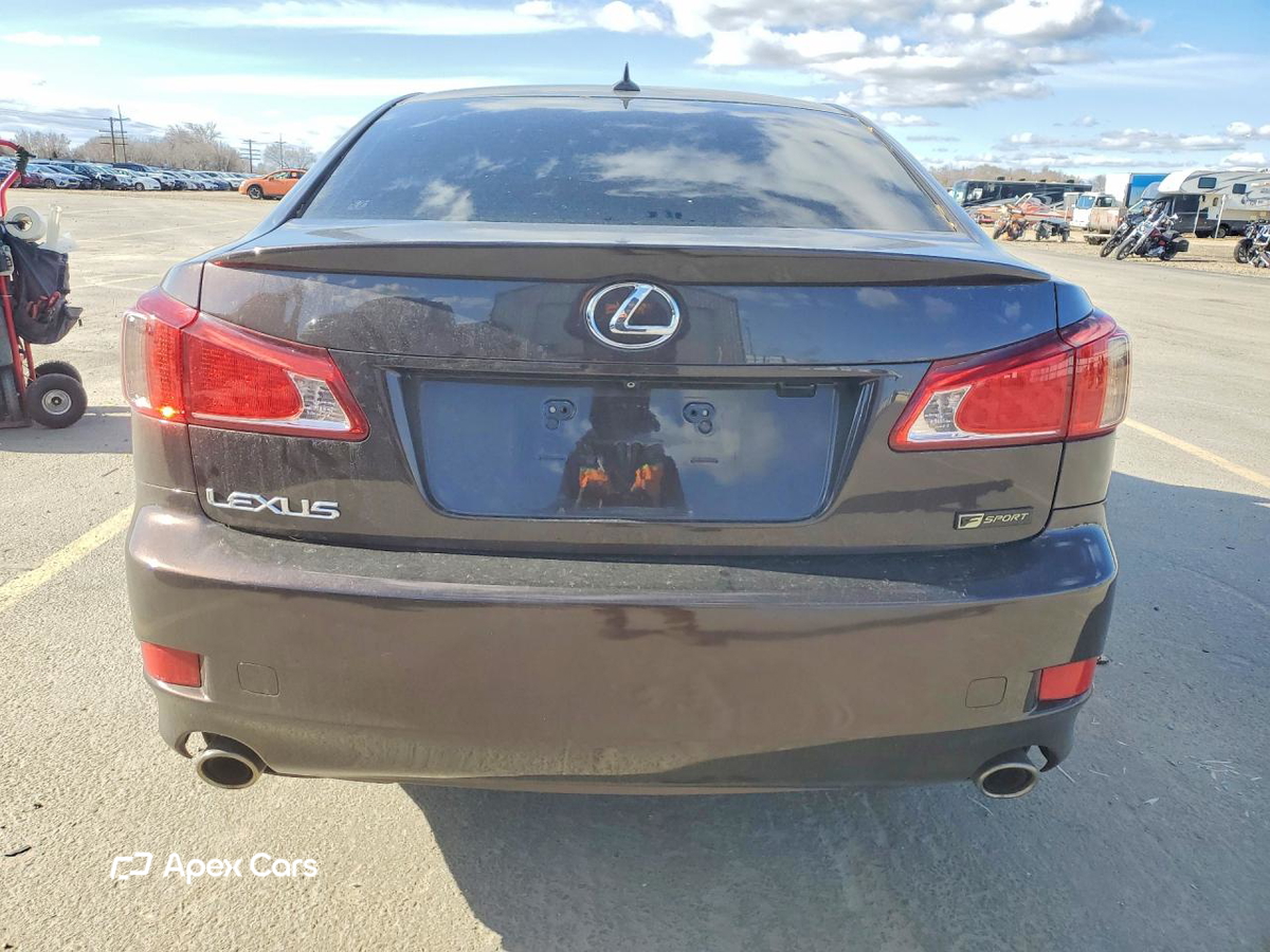 Lexus IS 2012
