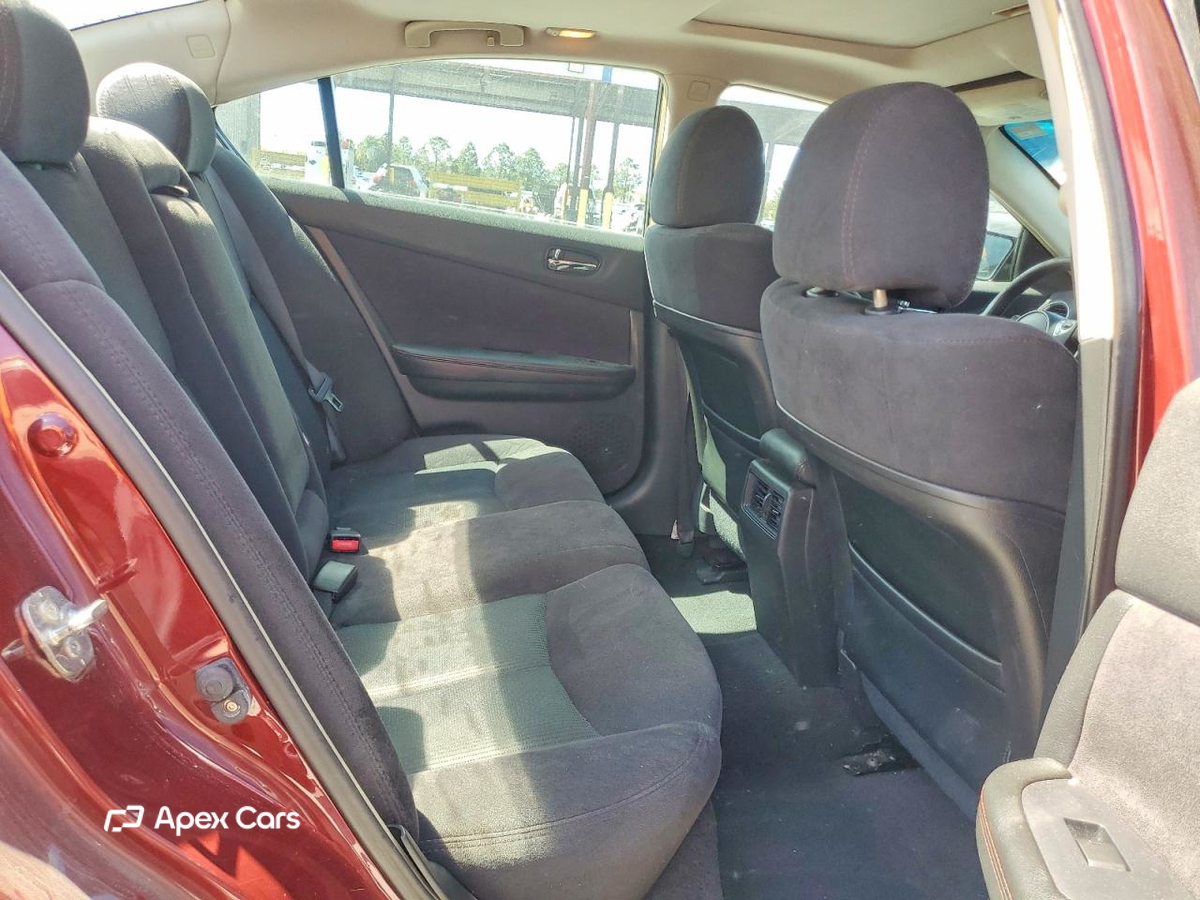 Nissan Maxima 2013