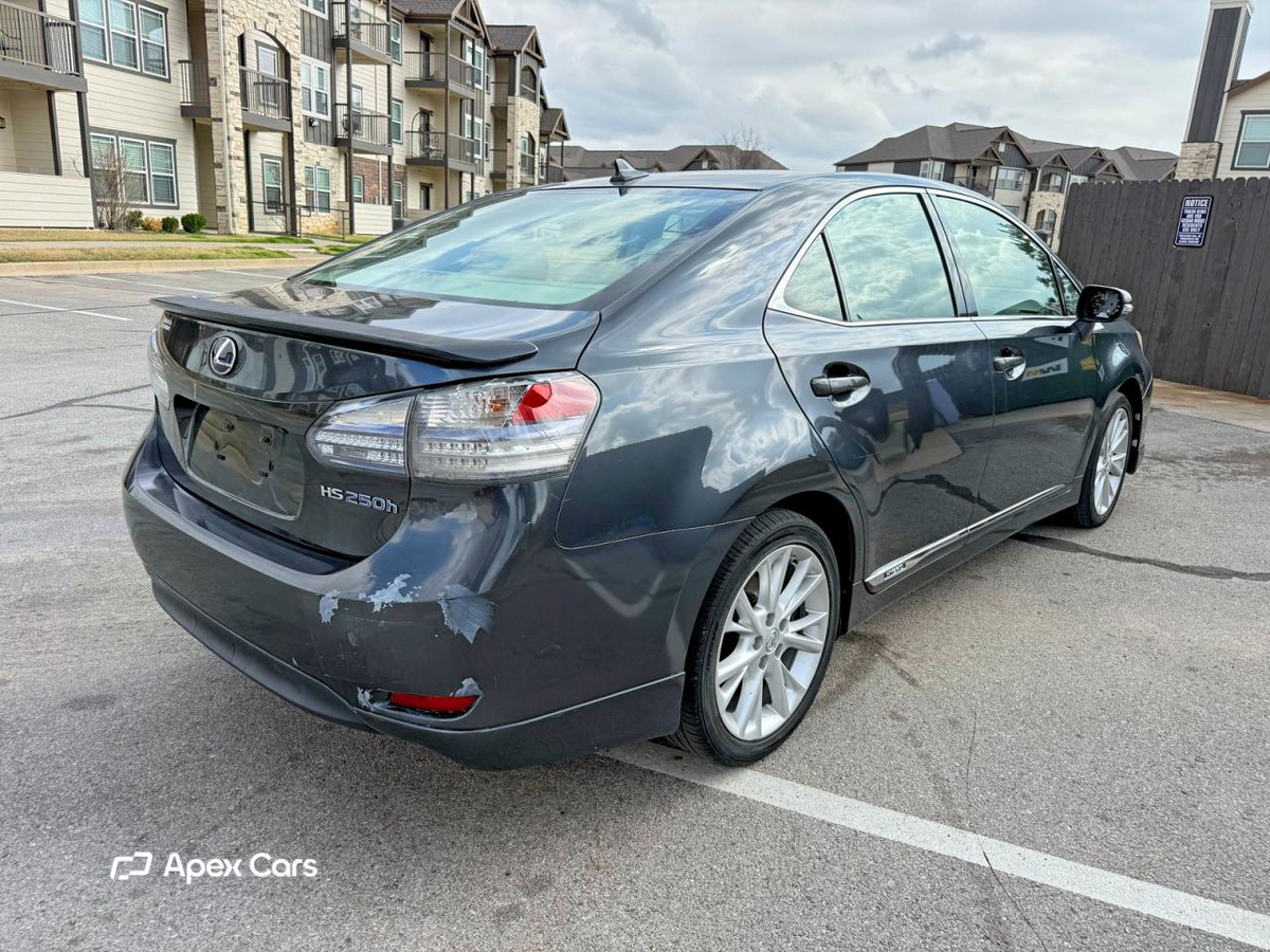 Lexus HS 2011
