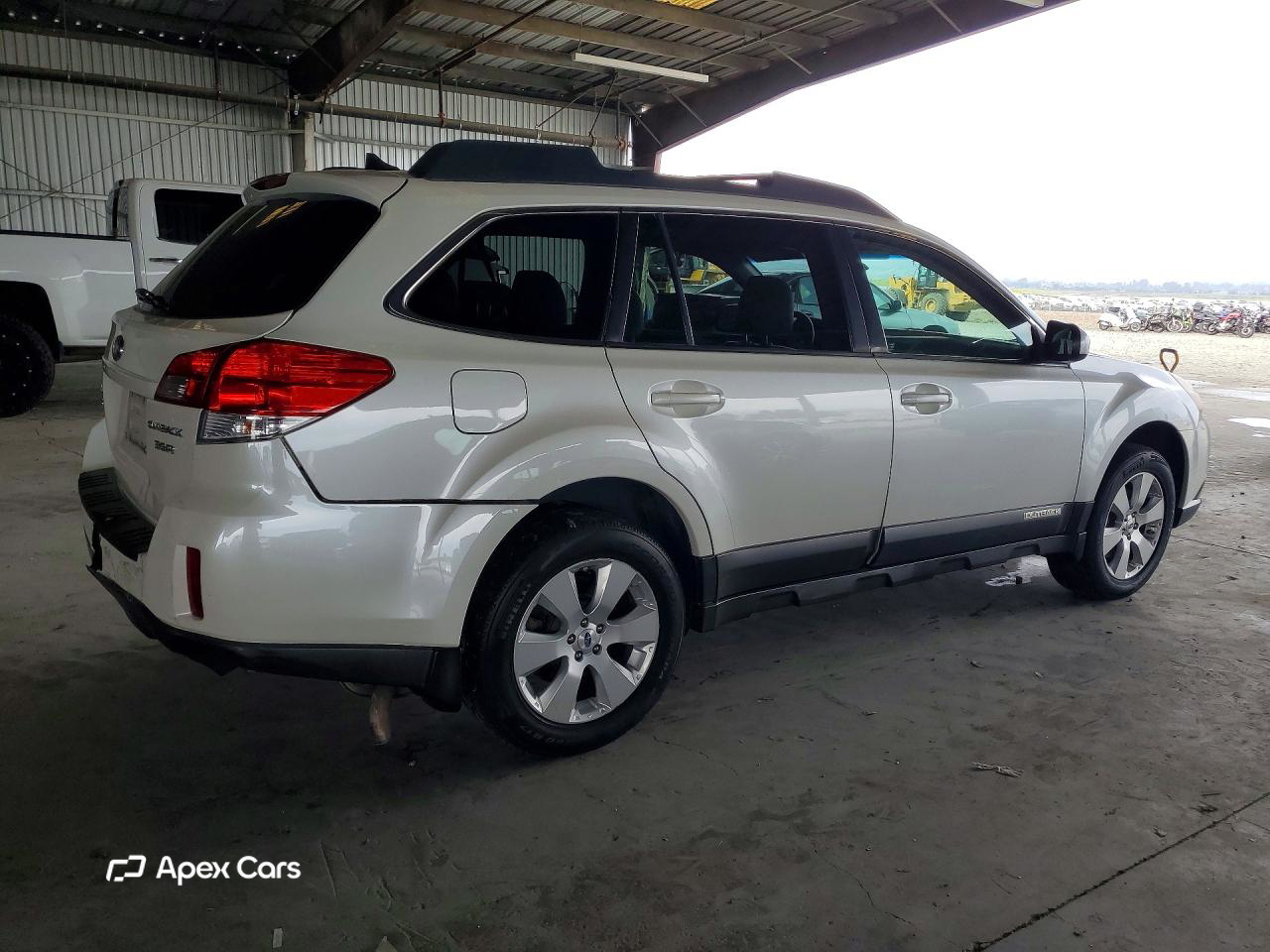 Subaru Outback 2011