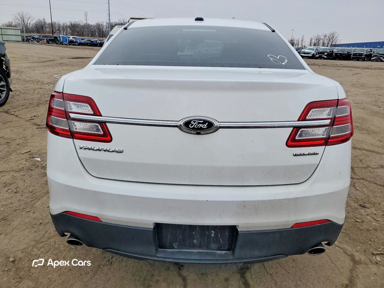 Ford Taurus 2017