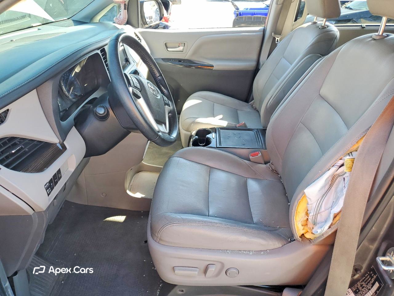 Toyota Sienna 2015