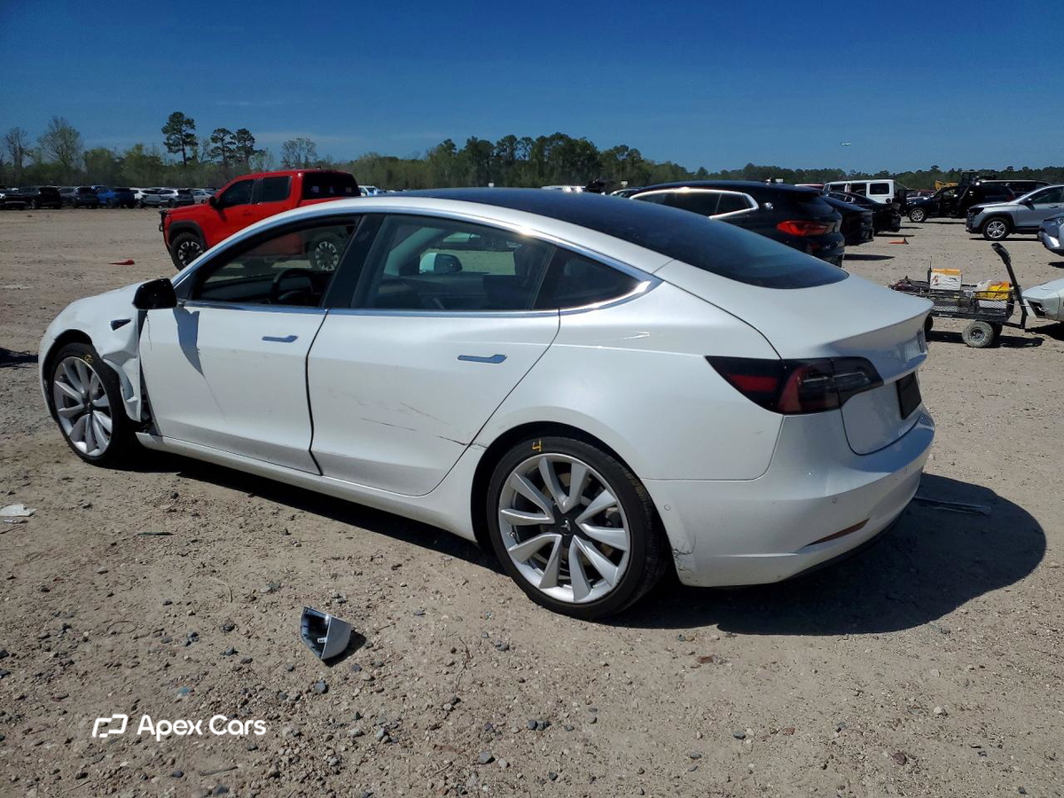 Tesla Model 3 2020