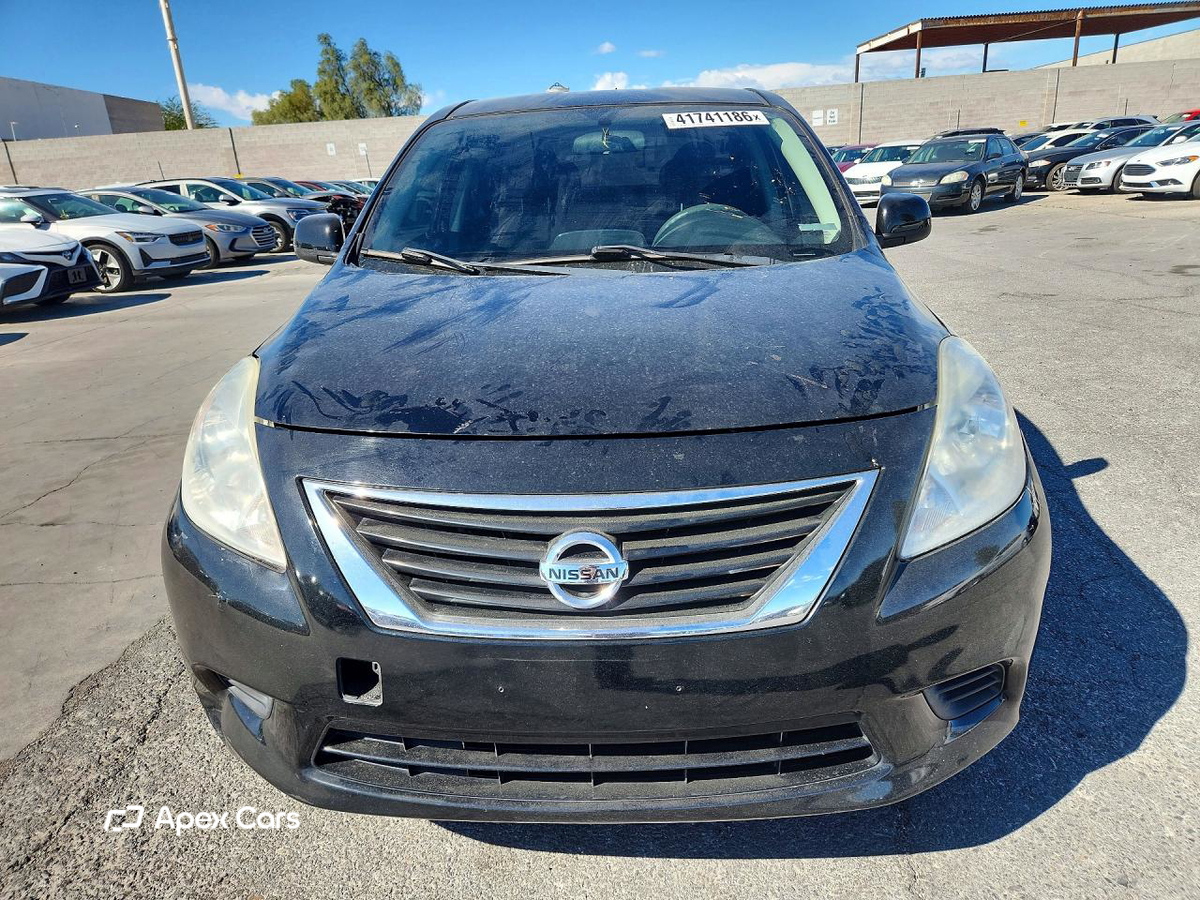 Nissan Versa 2013