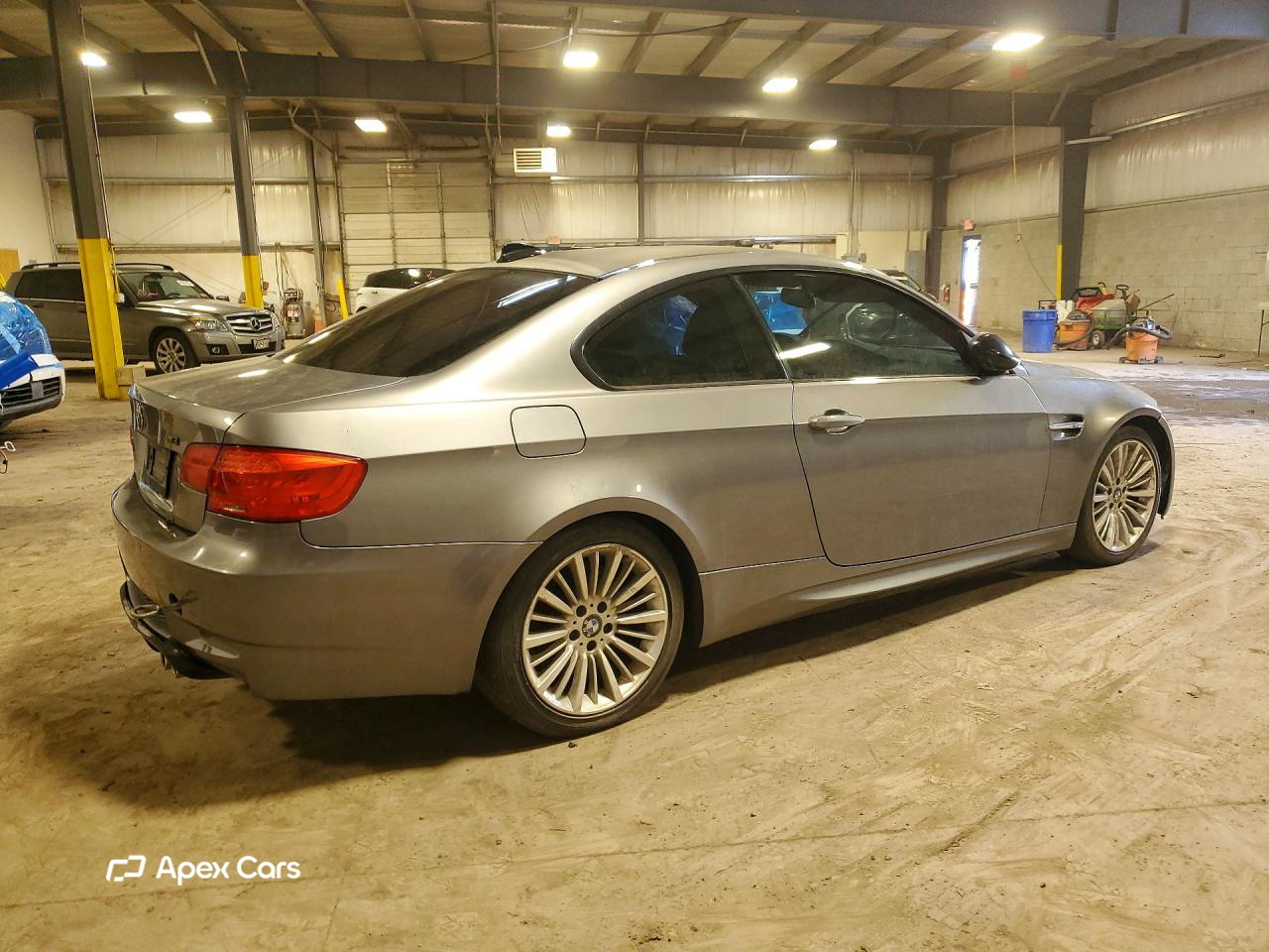 BMW M3 2011