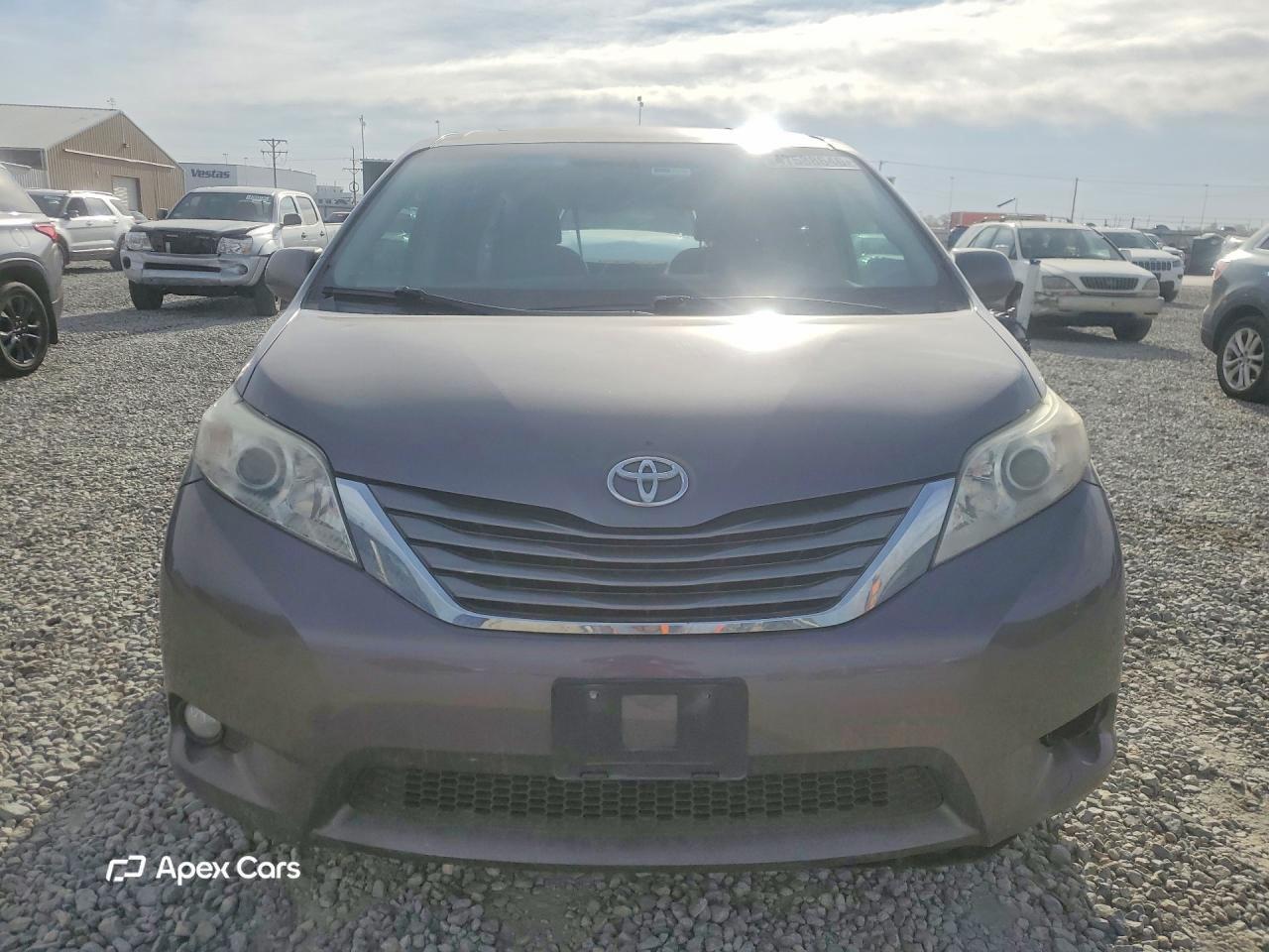 Toyota Sienna 2011