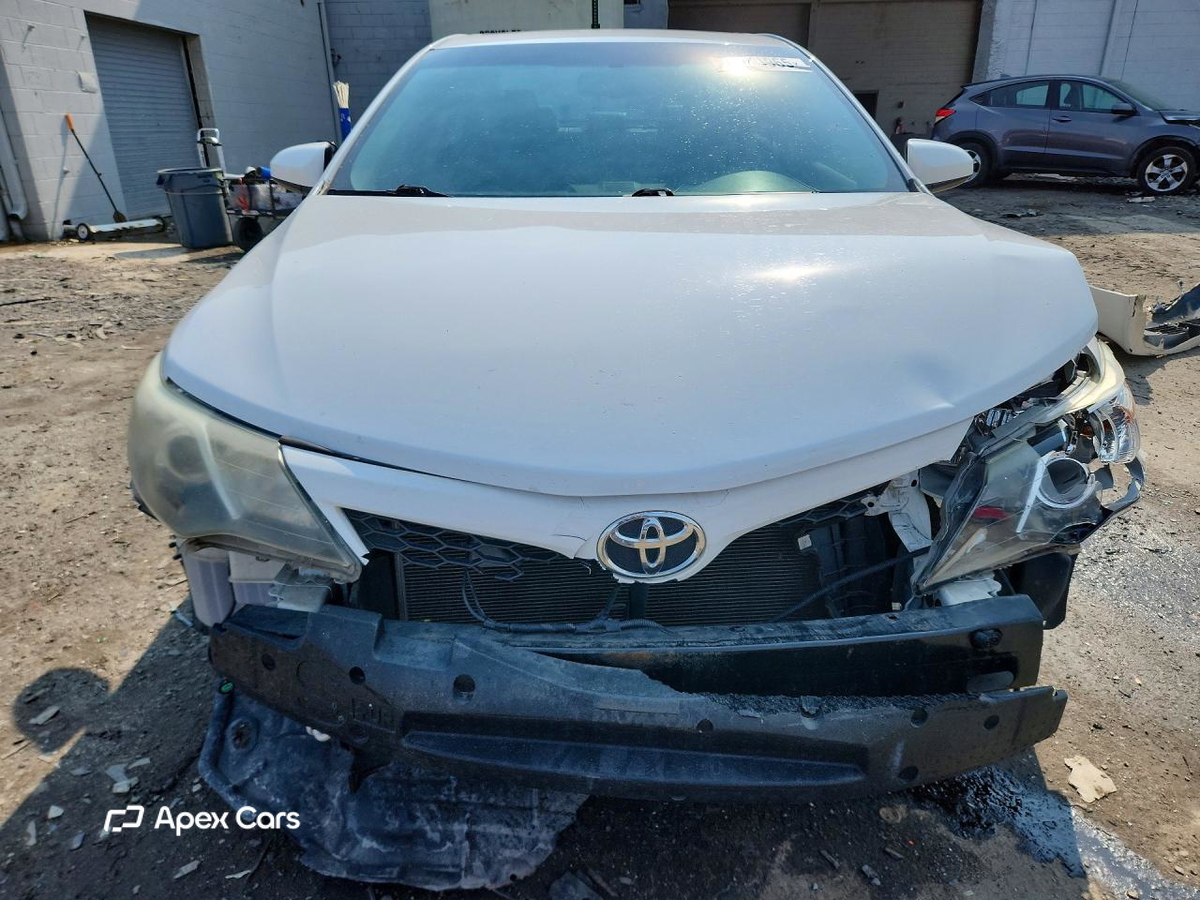Toyota Camry 2012