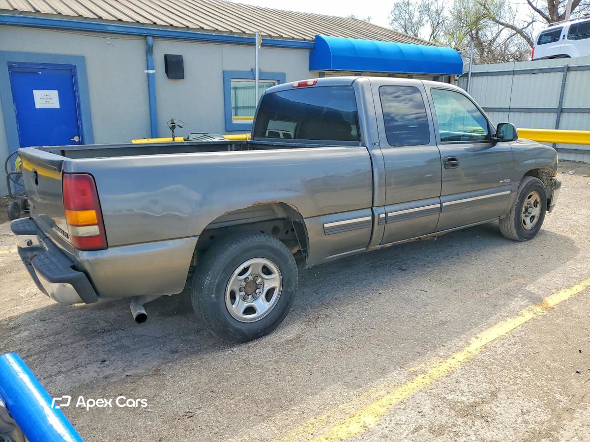 Chevrolet Silverado 2001