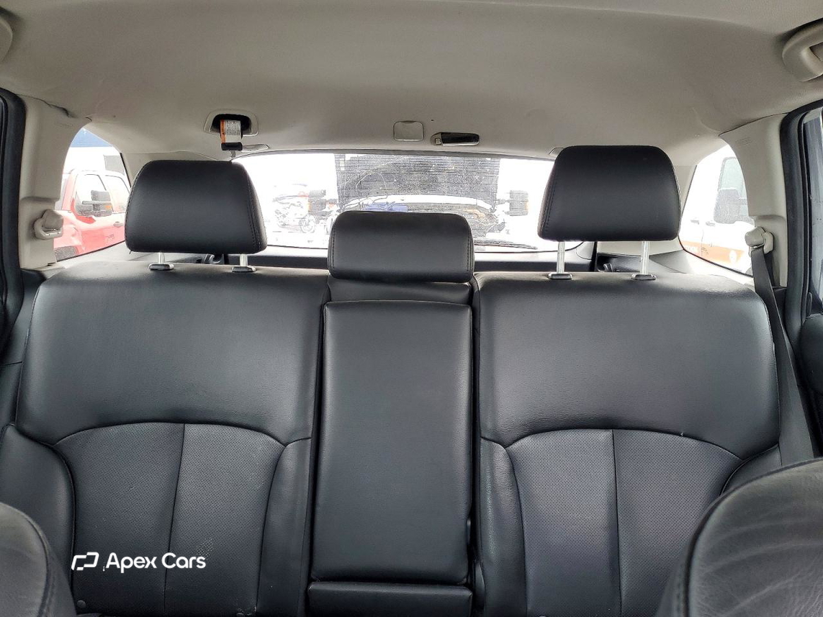 Subaru Outback 2012