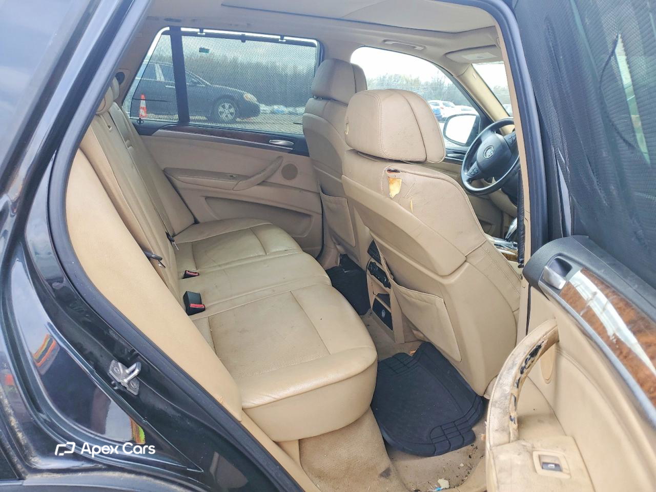 BMW X5 2011