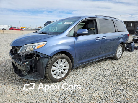 Toyota Sienna 2015 - Image 1 of 14