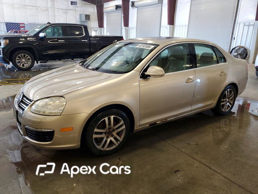 Volkswagen Jetta 2005 - Image 1 of 12