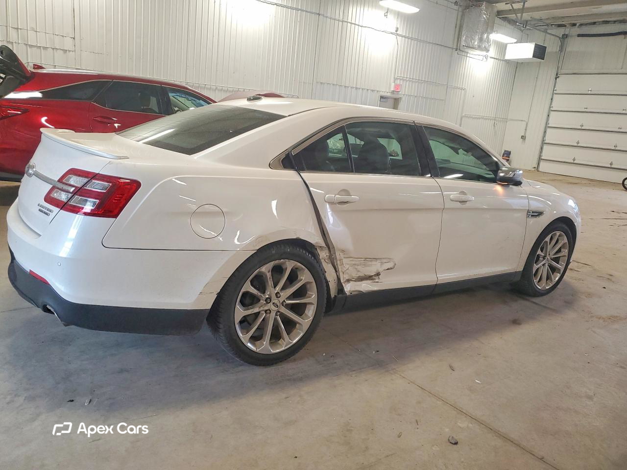 Ford Taurus 2016