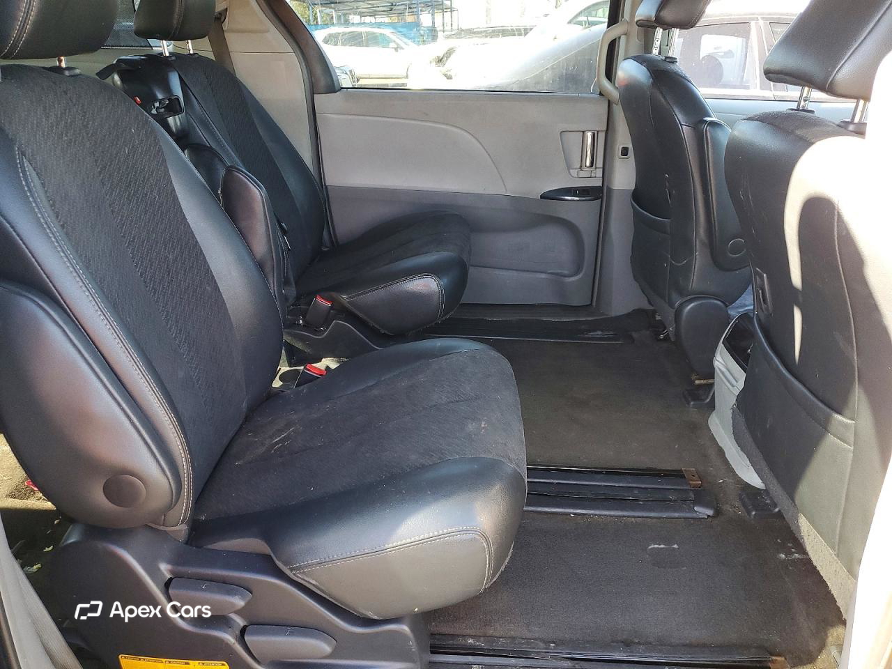 Toyota Sienna 2014
