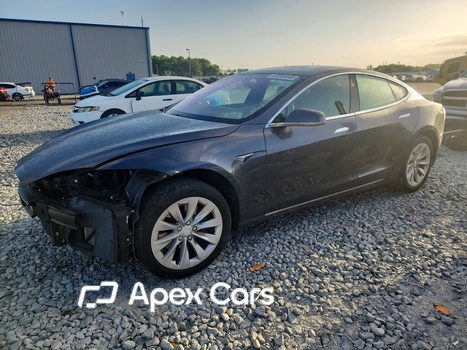 Tesla Model S 2020 - Image 1 of 13