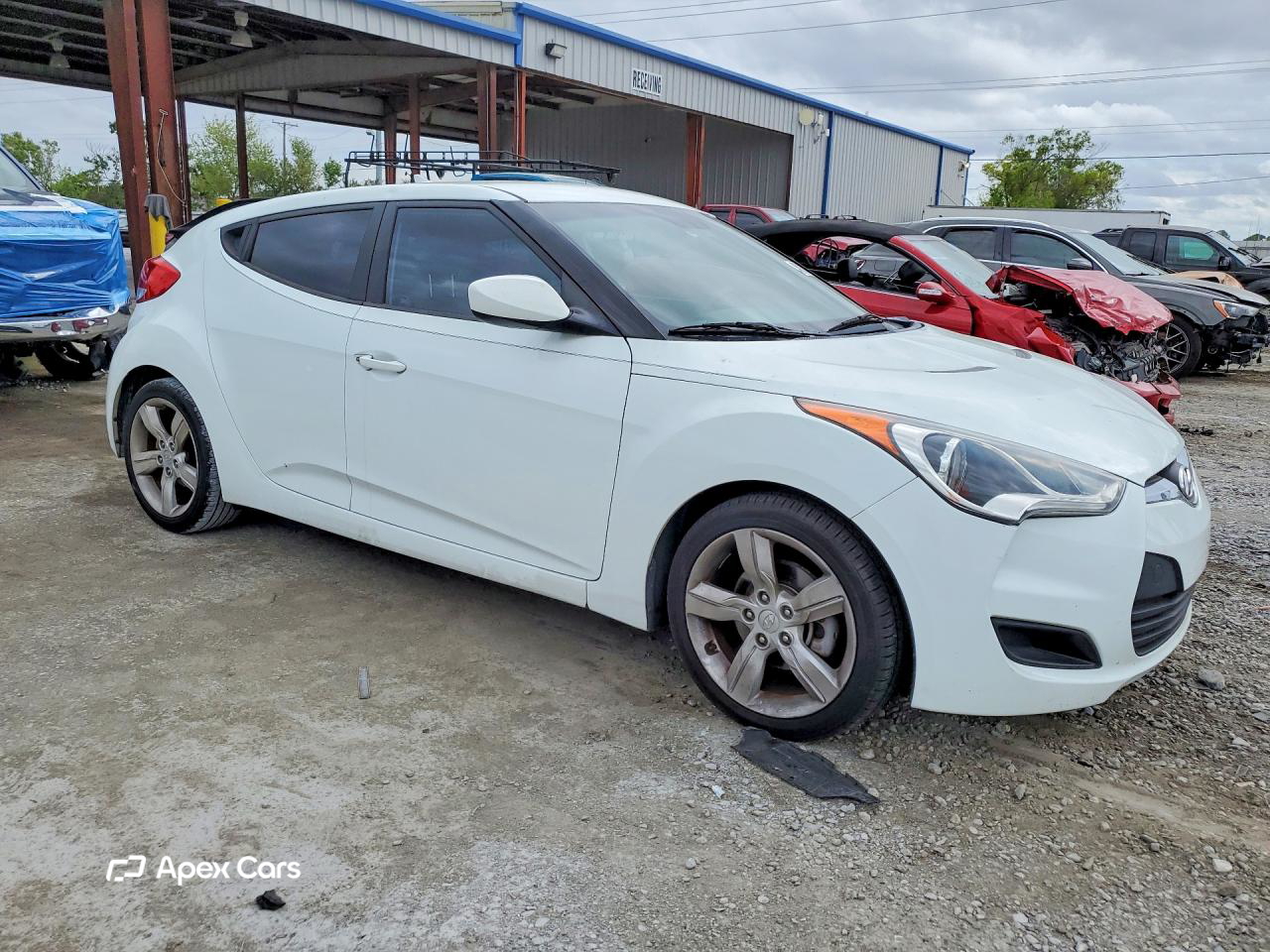 Hyundai Veloster 2013