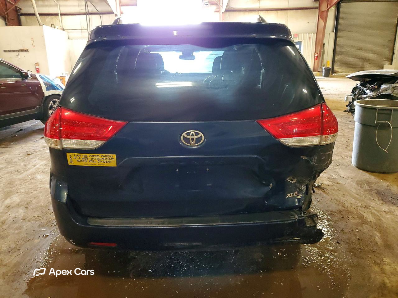 Toyota Sienna 2012