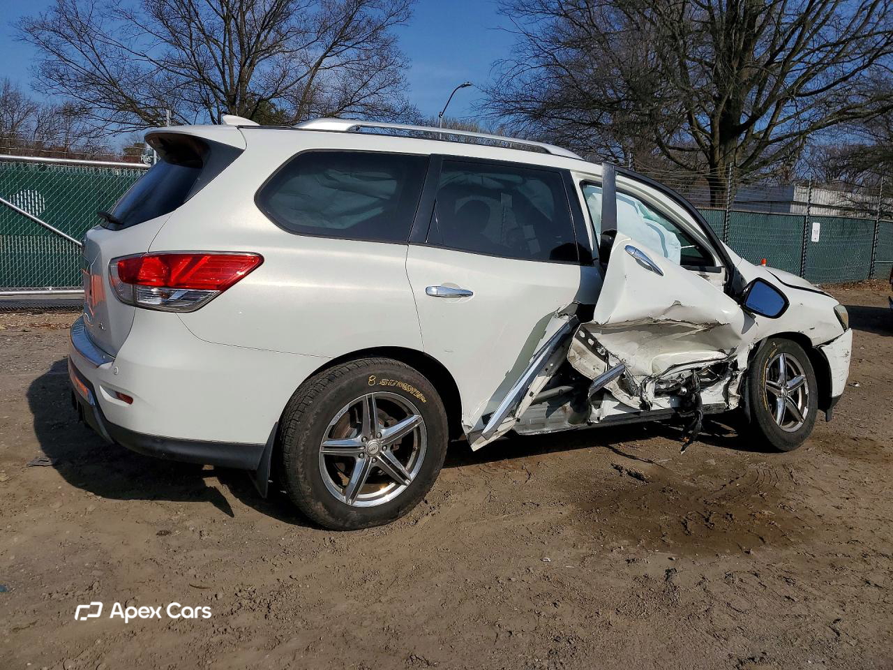 Nissan Pathfinder 2013