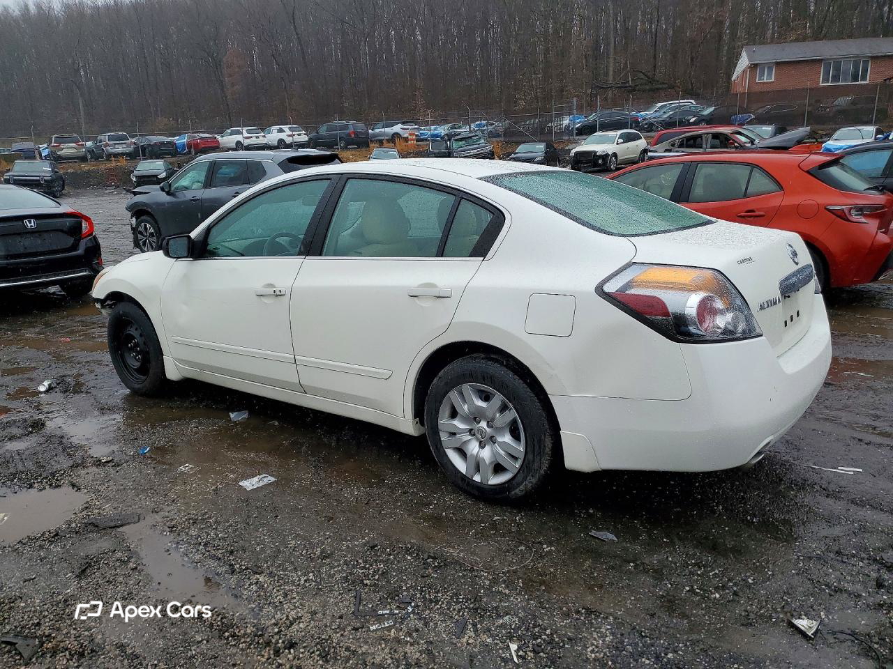 Nissan Altima 2010