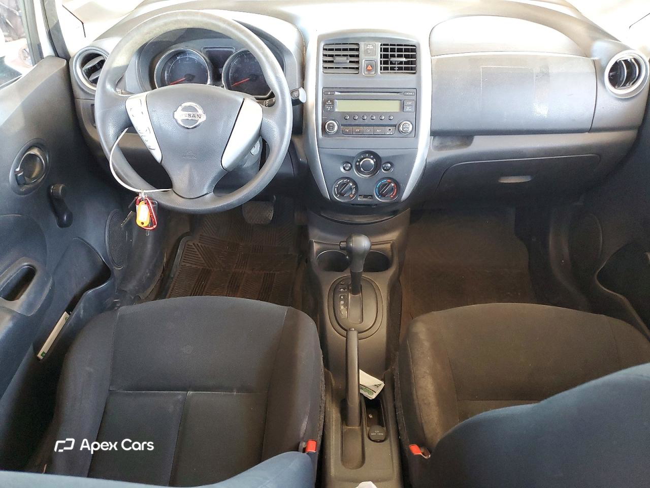 Nissan Versa 2016