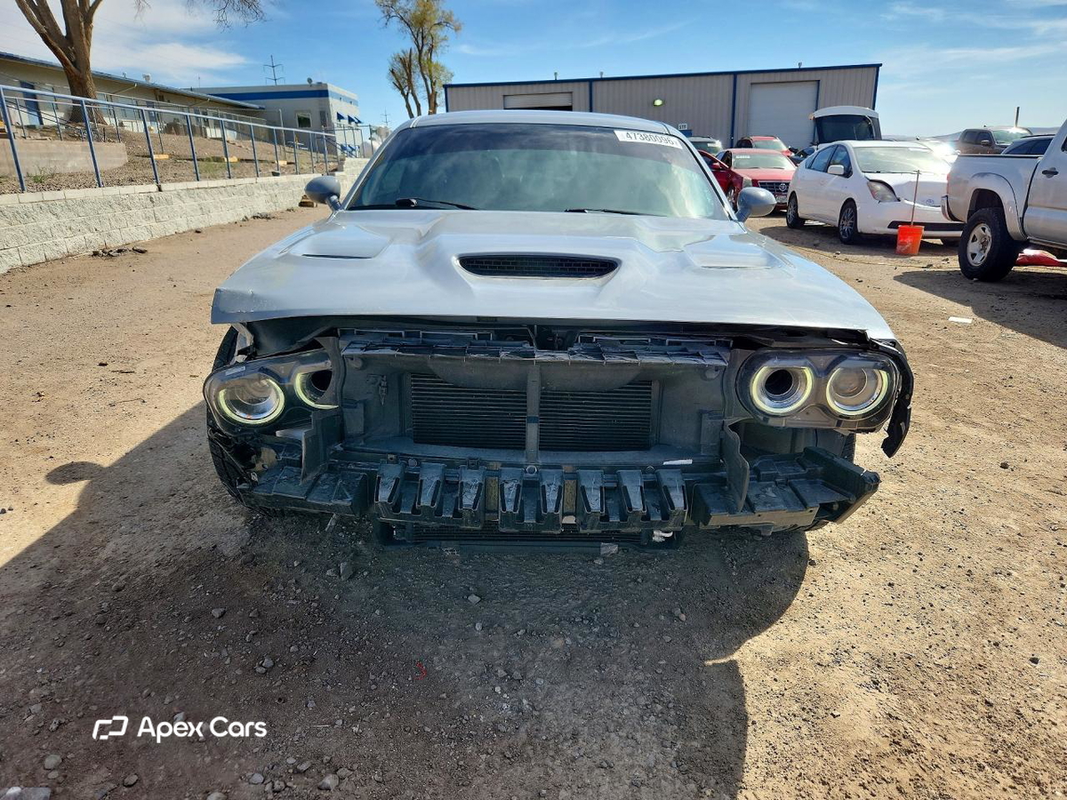 Dodge Challenger 2020