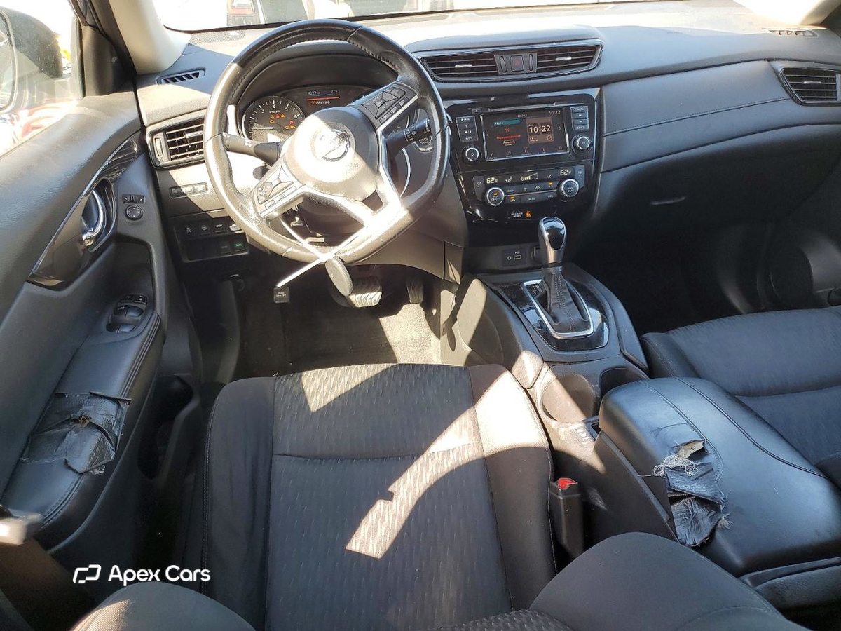 Nissan Rogue 2020