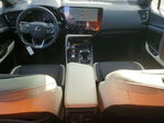 Lexus NX 2023