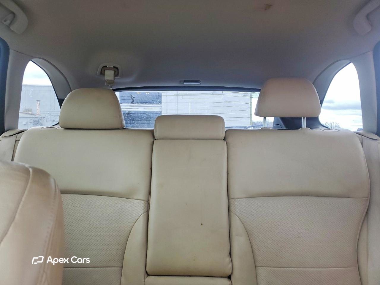 Subaru Outback 2015