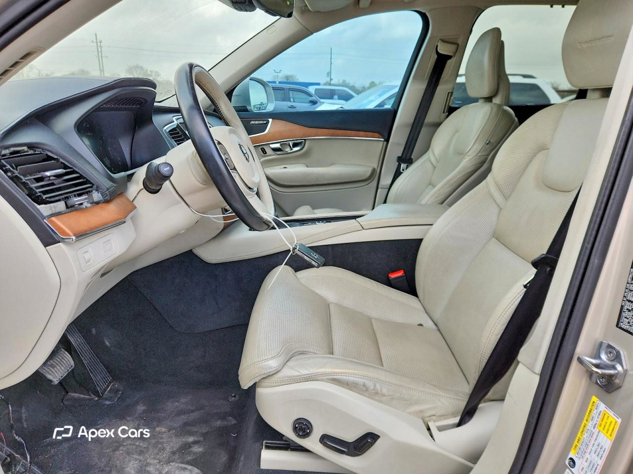 Volvo XC90 2016