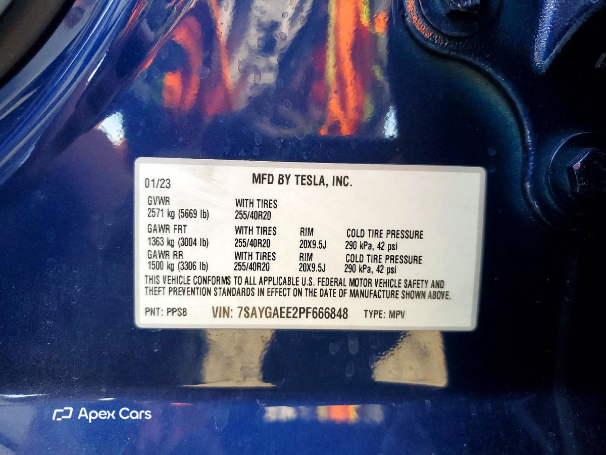 Tesla Model Y 2023