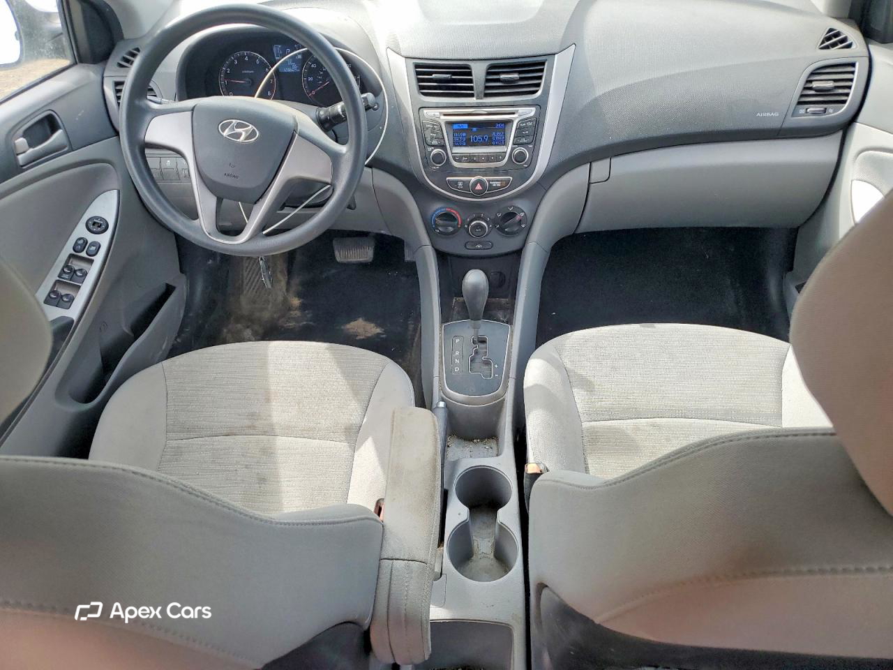 Hyundai Accent 2015