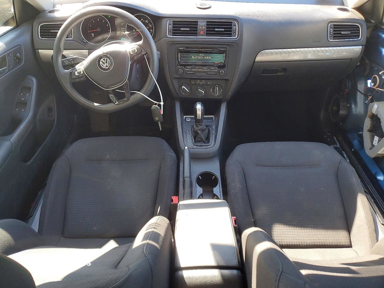 Volkswagen Jetta 2015